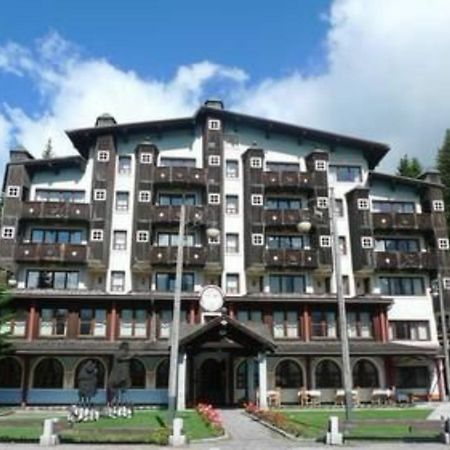 Rta Hotel Catturani مادونا دي كامبيليو المظهر الخارجي الصورة